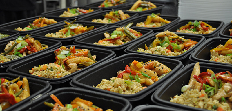 Things to consider before buying from meal delivery services